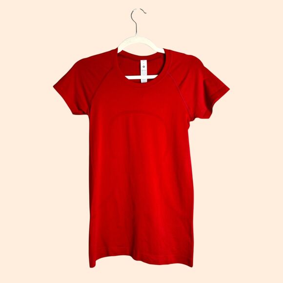 Lululemon Swiftly Tech Short Sleeve 2.0 Dark Red - Picture 2 of 6
